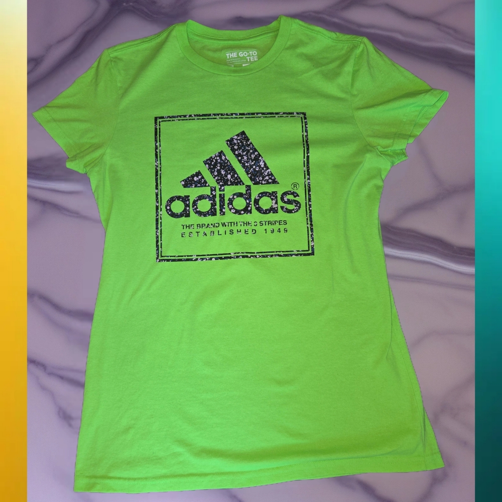 Adidas The Go To-Tee Bright Lime Green Y2k Graphic Tee Size L